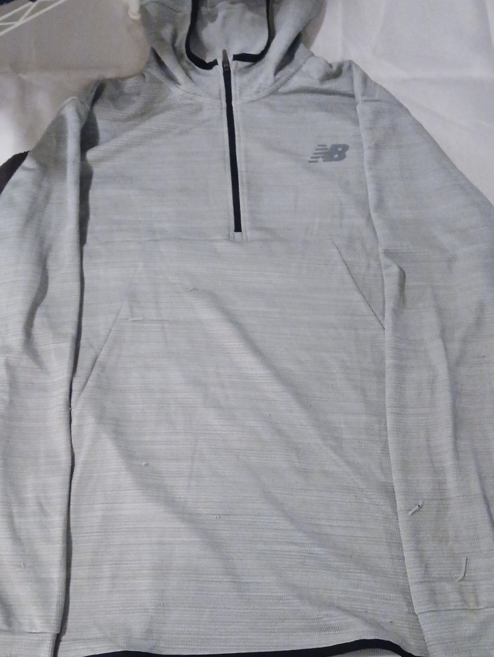New Balance Men’s Heather Light Gray Hooded Half-Zip Pullover